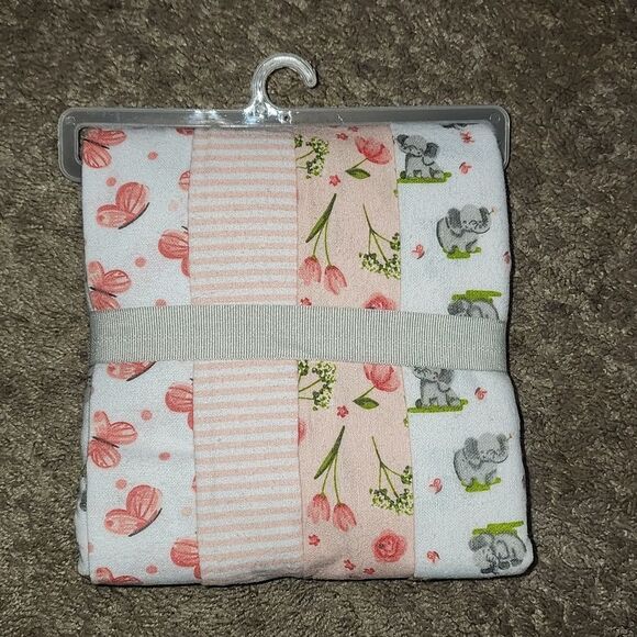 Baby blankets are sized at 30” x 30” - Picture 2 of 7